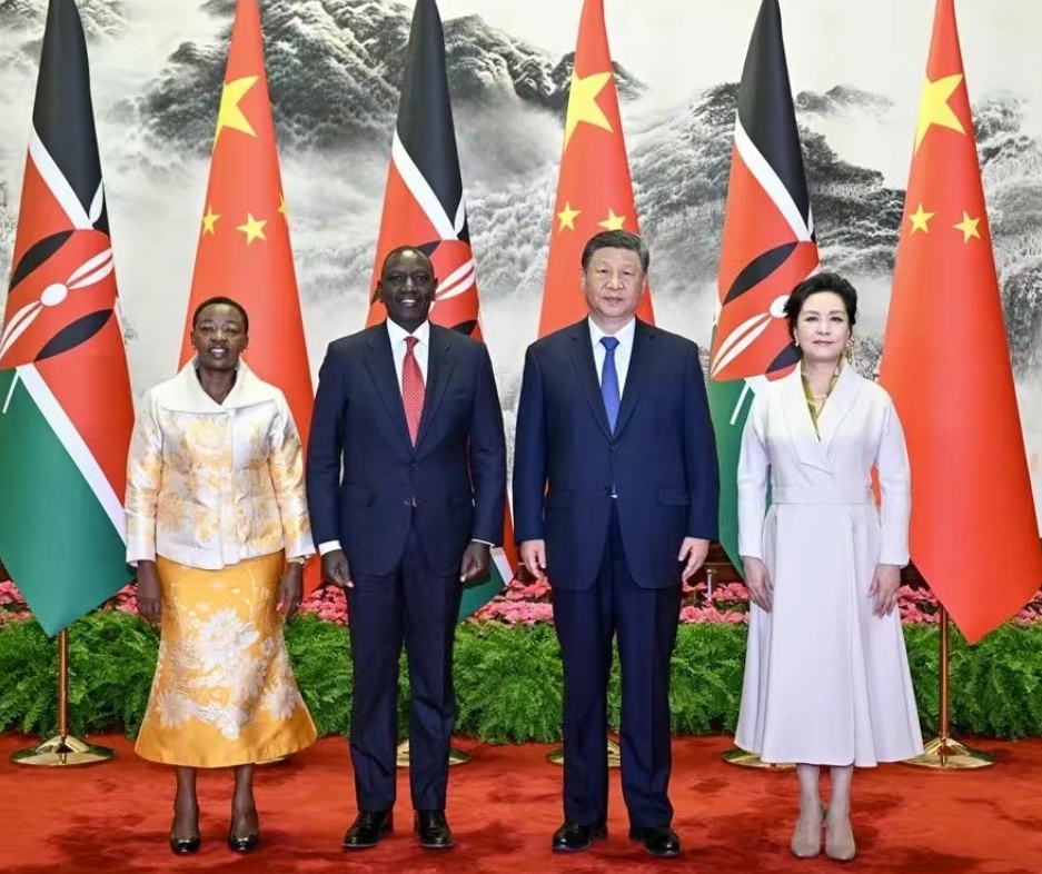习近平同肯尼亚总统鲁托会谈，中共中央政治局召开会议 分析研究当前经济形势和经济工作 中共中央总书记习近平主持会议