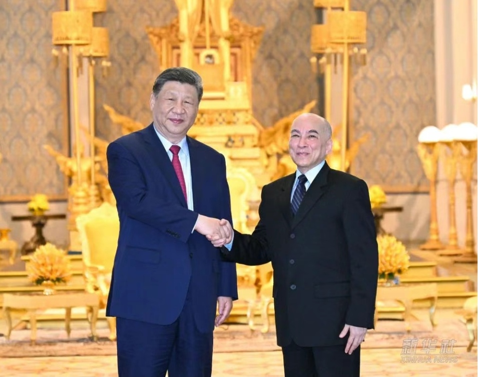 习近平会见柬埔寨国王西哈莫尼，习近平会见柬埔寨人民党主席、参议院主席洪森，习近平同柬埔寨首相洪玛奈举行会谈，习近平会见柬埔寨太后莫尼列