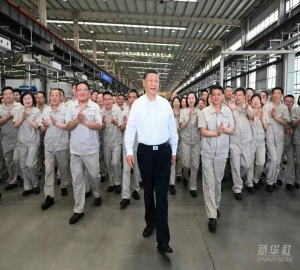 习近平在河南考察时强调 坚定信心推动高质量发展高效能治理 奋力谱写中原大地推进中国式现代化新篇章