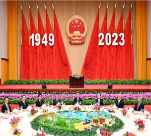 习近平出席庆祝中华人民共和国成立74周年招待会并发表重要讲话